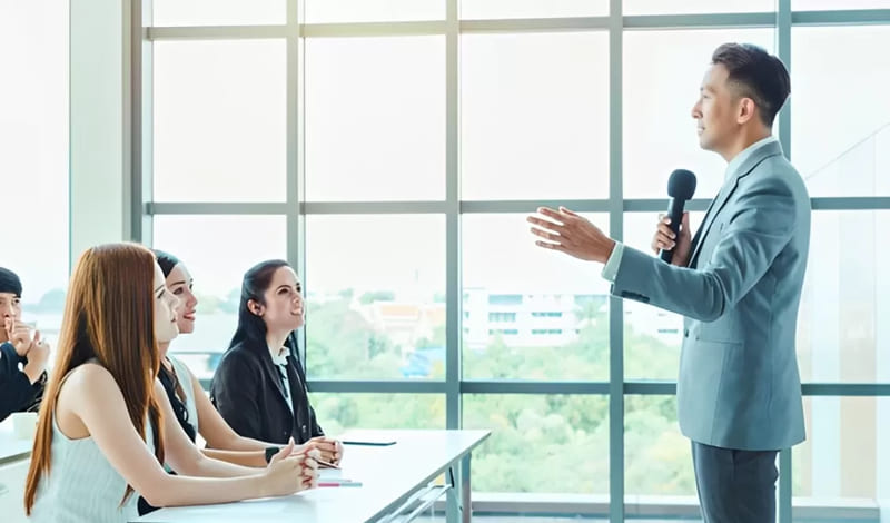 Kenapa Banyak Orang Paham Grammar tapi Sulit Speaking